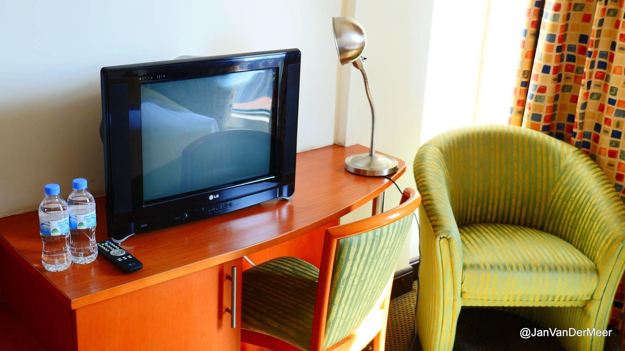 Gorillas City Centre Hotel Kigali Exteriör bild