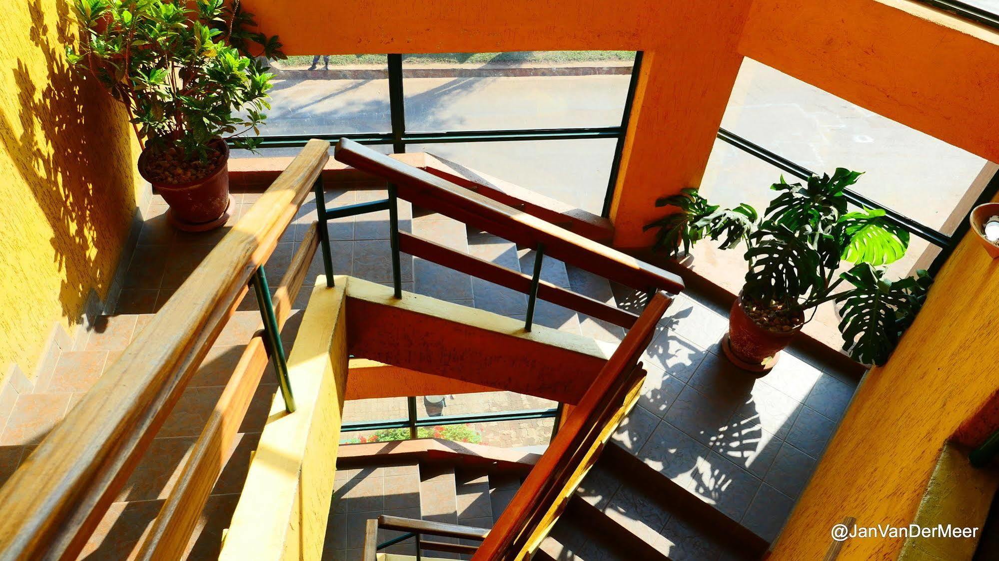Gorillas City Centre Hotel Kigali Exteriör bild